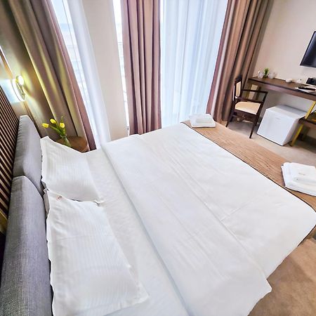 Sonio Boutique Hotel Mamaia Exteriör bild
