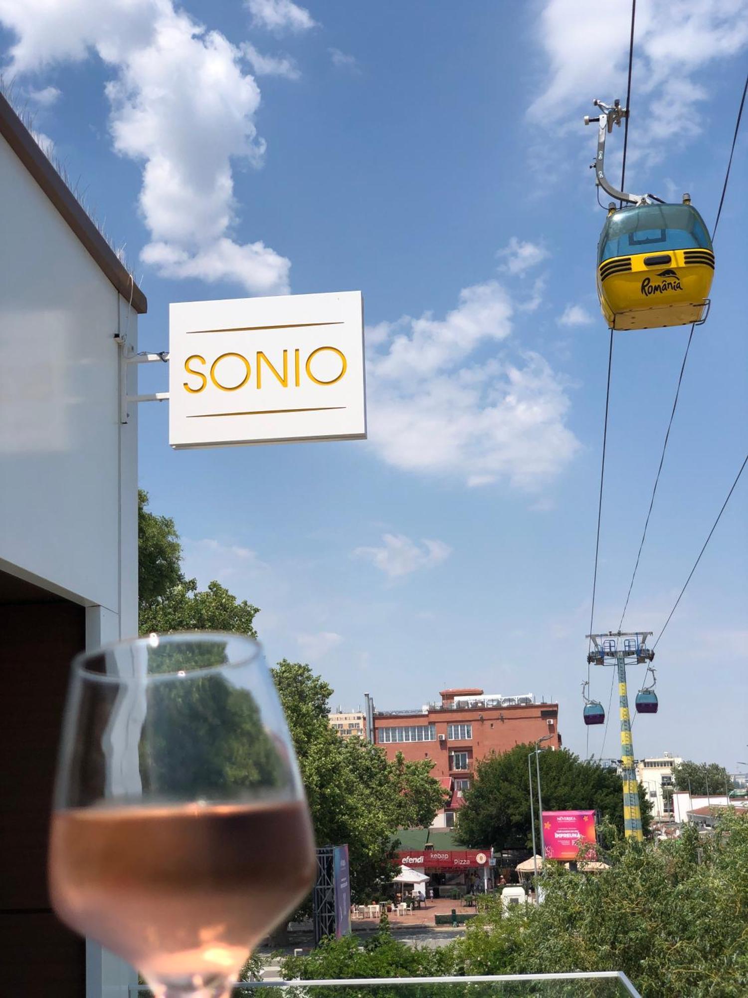 Sonio Boutique Hotel Mamaia Exteriör bild